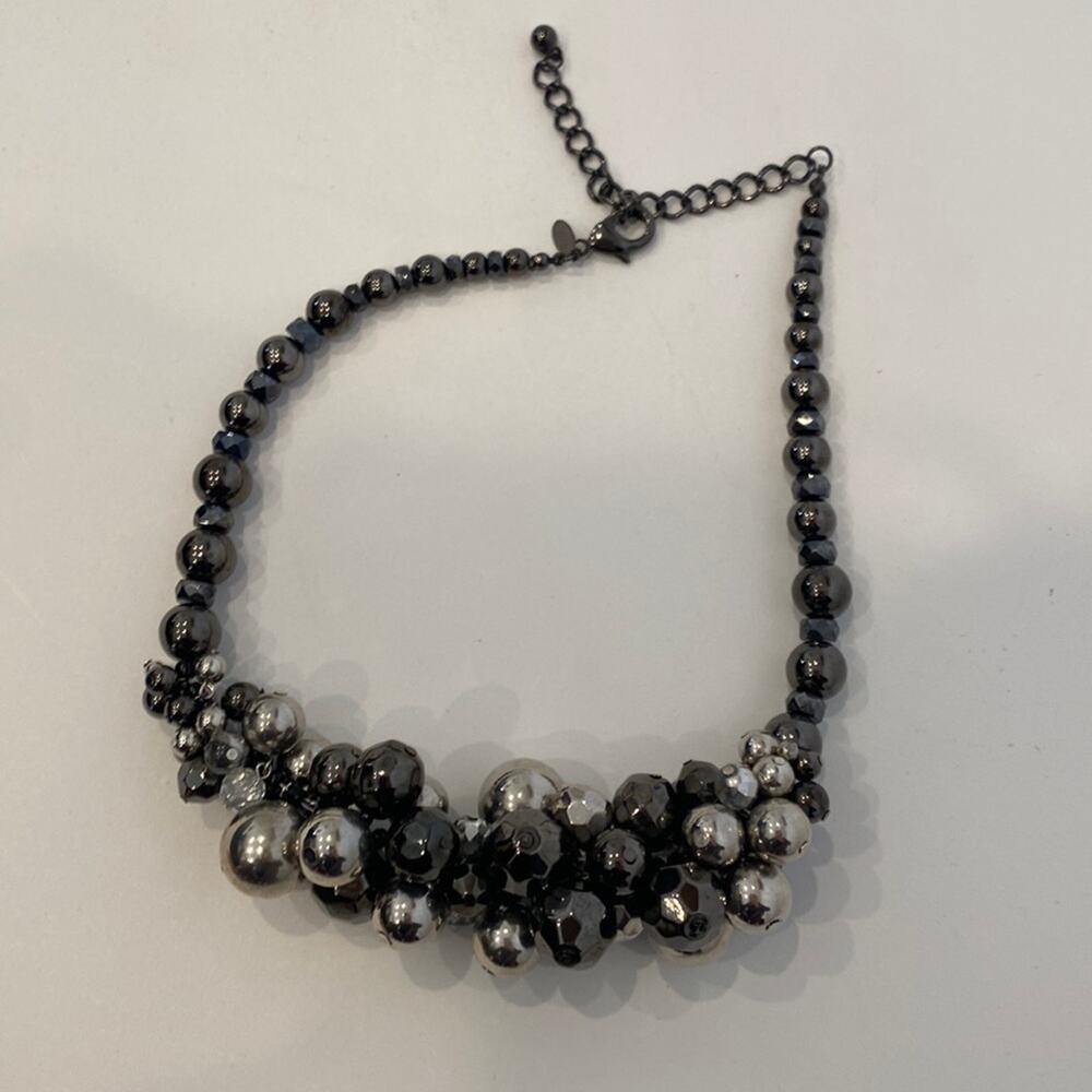 Chico’s Beaded Faux Hematite & Silver Colored Metallic Necklace Festive EUC OS